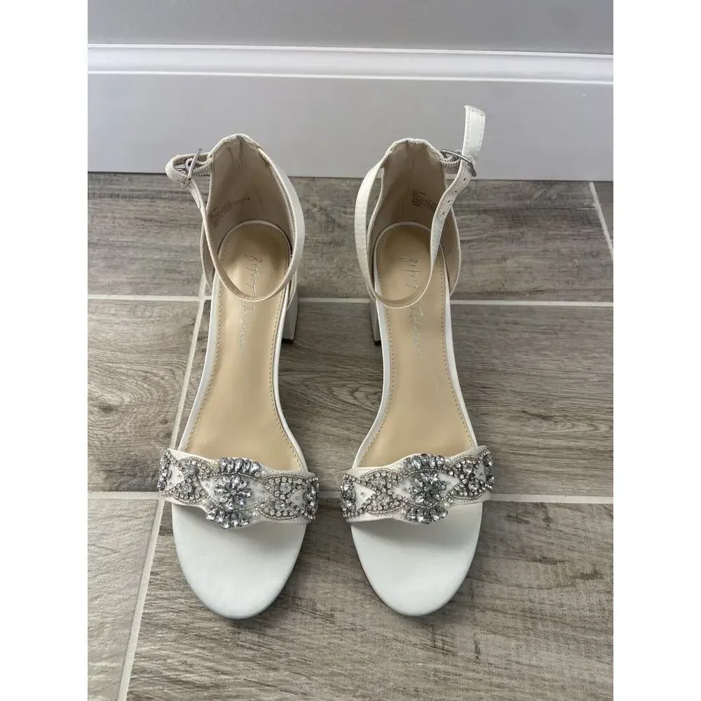 Betsey Johnson Women’s Sb-Mel Heeled Sandal Ivory Rhinestones 8 M Tried On Only - Picture 3 of 7